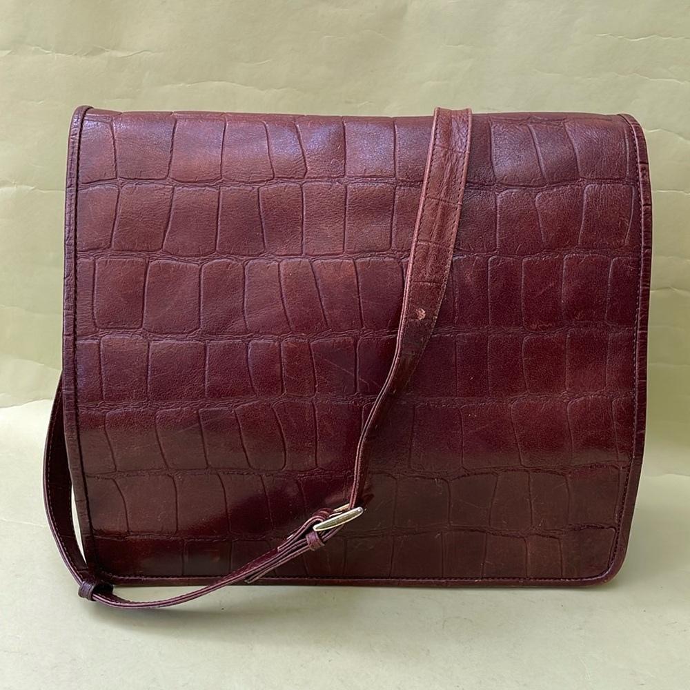 Vintage reddish brown Express leather bag